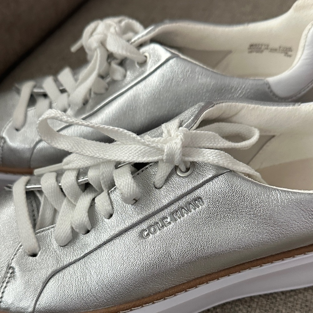Cole Haan Women's Metallic Silver Sneakers size 7.5 - Picture 3 of 7